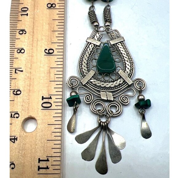 Vintage Tribal Silver Tone Necklace With Green Stone Inlay & Dangling Charms. M - Picture 10 of 10